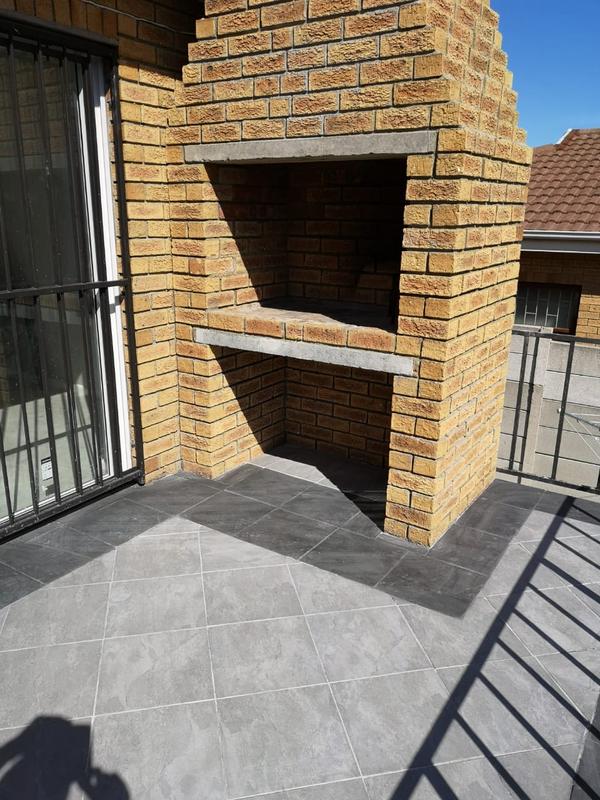 2 Bedroom Property for Sale in Brackenfell South Western Cape